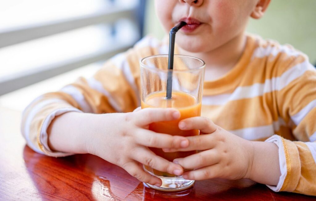 hydrate to potty train a child